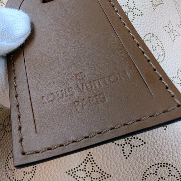 Louis Vuitton Cream Perforated Leather Mahina Babylon GM Hobo Bag - Picture 6 of 16